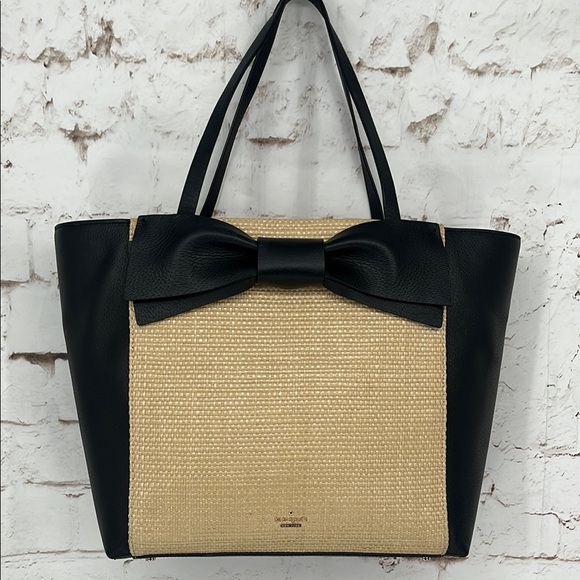 kate spade “Olive Drive Straw Savannah Tote” - Picture 4 of 16